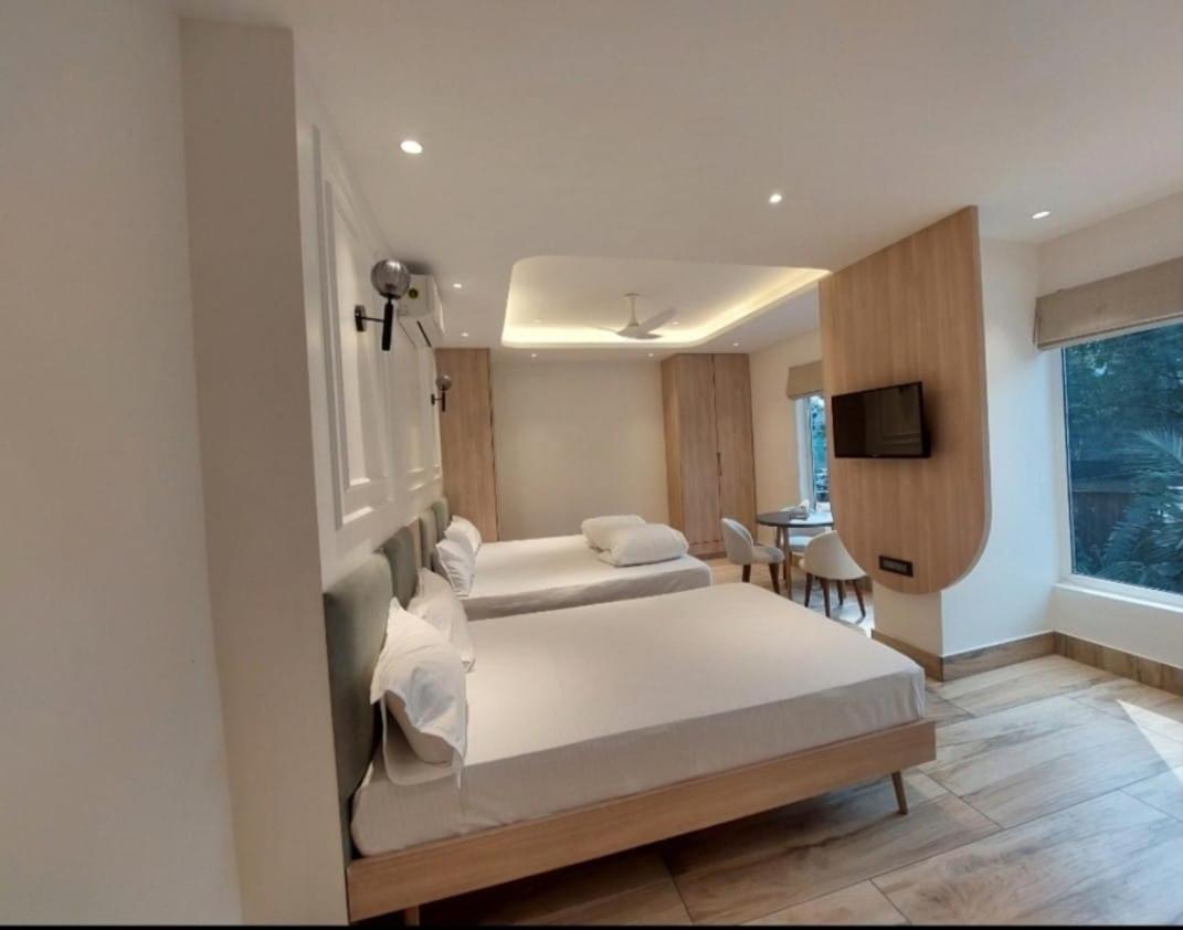 Rajasthani Dhani Hotel Khanapara ภายนอก รูปภาพ